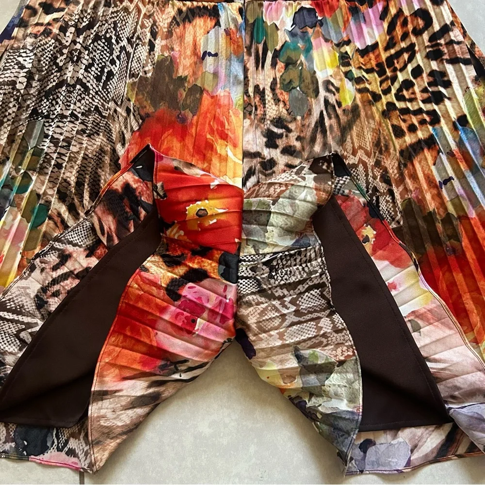 GUESS by Marciano romper - Picture 6 of 10